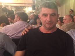 Αφήνει πίσω του ένα παιδί, μόλις 19 ετών. Giwrgos Karaibaz Apokalypsh Se Liges Meres 8a Edine Kata8esh Gia Sobarh Ypo8esh