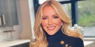 Michelle Clack's Instagram, Twitter & Facebook