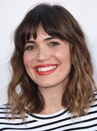 Curly bangs for round face. Best Curly Haircut For Round Face Novocom Top
