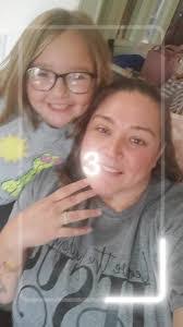 Amanda Eley's Instagram, Twitter & Facebook