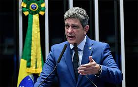 Professor na academia contemporânea do espectáculo, no porto, encenou peças de autores. Bolsonaro Nao E Negacionista Esta Usando Uma Teoria Politica