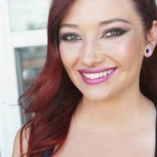 Brittnee Onstad's Instagram, Twitter & Facebook