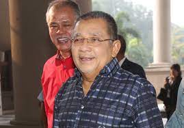 Sekiranya zaman dato seri mohd najib abdul razak, kerajaan yang ditulang belakangi oleh umno tumbang, maka di. Isa Samad Received Rm3mil From Hotel Sale Court Hears On First Day Of Graft Trial The Star
