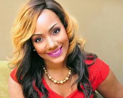 Linda Gwinn's Instagram, Twitter & Facebook