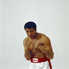 And there were a lot of positives: Lowell Riley Muhammad Ali Showing His Fists Dominant White De La Fuente Collection Kunstfotografien Yellowkorner