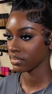 Find Your Perfect Brooklyn Makeup Look with Kayla