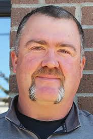 Midway Messenger: Next-door neighbors, Republican Greathouse and Democrat  Taylor, offer a choice in race for magistrate