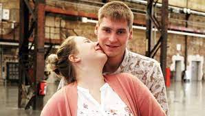 Die schwangerschaft macht ihr jetzt täglich mehr zu schaffen. Hn8zypfgldzhzm