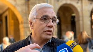 Fidel Rodríguez pregunta por los retrasos de las obras de reurbanización de  la calle Luis Sela Sampil » PSOE Ayuntamiento de Oviedo/Oviéu