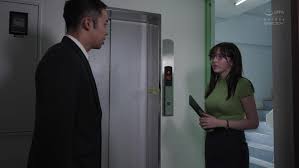 EBWH-102 Shared Room NTR The Presidents Secretary W...