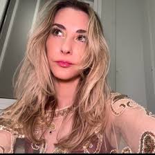 EleanorK (@eleanorkishere) • Instagram photos and videos