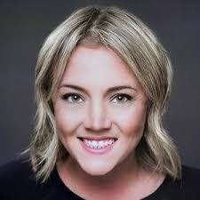 Sara Fredericks's Instagram, Twitter & Facebook