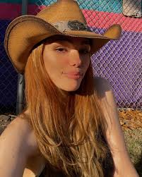 Malika holt (@mvlikv.x) • Instagram photos and videos