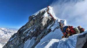 Death Of British Climber Takes Mount Everest Toll To 18