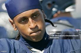 pnwarriors_176_mac.jpg Quarterback 5-Dante Perez. Valley Christian... News  Photo