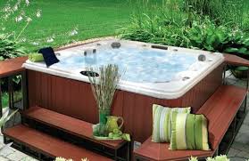 Whirlpool Im Garten Gonnen Sie Sich Diese Besonde Art Entspannung Whirlpool Garten Jacuzzi Garten Und Wirlpool Garten