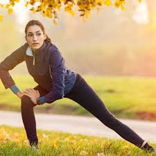 Um den besten trainingseffekt zu erzielen, empfiehlt es sich, die sportübungen als zirkeltraining durchzuführen. Ab Nach Draussen Die 13 Besten Outdoor Sportarten Fur Den Herbst Und Winter Fit For Fun