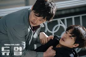 Download drama korea subtitle indonesia dengan format 720p, 540p, 480p, 360p dan tersedia batch atau paketan. Review Drama Korea Duel Heaventeen