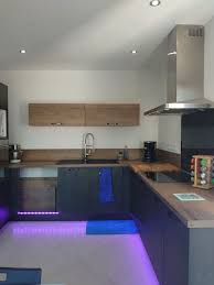 Spots Hue Philips White Ambiance Et Bandeau Hue Philips White And Color En 2020 Cuisines Maison Maison Contemporaine Pare Vue