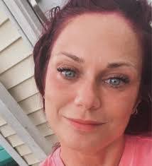 Heather Ament's Instagram, Twitter & Facebook