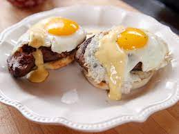Steak And Eggs Benedict With Spicy Hollandaise Recipe Steak And Eggs Food Network Recipes Food