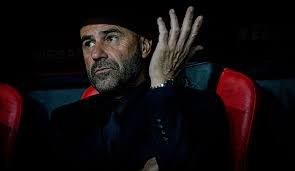 #b04fcb werde teil der #b04 #werkself.he is currently the head coach of bundesliga club bayer leverkusen. Peter Bosz Von Bayer Leverkusen Im Interview Ich Habe Mir Die Sinnfrage Gestellt