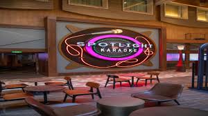 If none of those offerings are appealing, classic options are offered every night. Oasis Of The Seas Luxury Cruise Liner Ship Technology