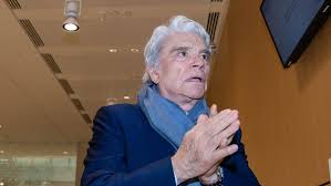 Avec la reprise d'adidas, pourtant qualifiée « d'affaire de sa vie », bernard tapie va connaître de nouvelles. Les Inquietantes Revelations De Bernard Tapie L Ancien Dirigeant De L Om Sur Son Etat De Sante Les Nouvelles Ne Sont Pas Tres Bonnes Le Soir