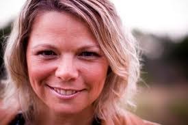 Bernadette Otto's Instagram, Twitter & Facebook