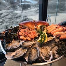 Soupe De Poissons Poissons Fumes Et Plateau De Fruits De Mer Picture Of Restaurant L Ocean Le Croisic Tripadvisor