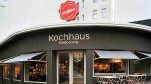 Stratford farmers market and mccully's hill farm are worth checking out if shopping is on the agenda, while those wishing to experience the area's natural beauty can explore queens park and brickman's botanical gardens. Kochhaus Gmbh Kochhaus Ist Insolvent