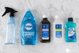 This One Simple Thing Will Keep Your Shower Cleaner Longer Daily Shower Spray Shower Cleaner Cleaning Hacks