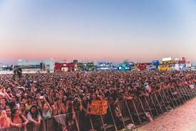 Pixies perform baal's back, new song from his upcoming álbum. Radiohead Top An Amazing Value Nos Alive Festival Weekend Where The Magic Happens Efestivals Co Uk