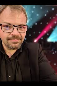 Mitarbeiter*in-Detail