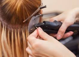 Viele frauen wünschen sich volle und lange haare, doch leider nur den allerwenigsten ist eine wallende mähne vergönnt. Haarverlangerung Mit Bonding Methode Frisuren Mit Haarverlangerung Haarverlangerung Frisuren Mit Extensions