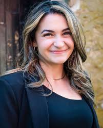 Amanda WhitingConsultant, Analytics