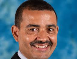 Hodge adds 2 more assistant coaches to staff