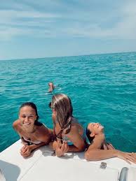 See more ideas about summer aesthetic, summer goals, best friend pictures. Pin By Ava Bertram On Vibe Summer Friends Best Friend Pictures Summer Aesthetic