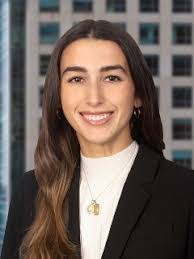 Maria Falla's Instagram, Twitter & Facebook