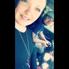 Mallory Duarte's Instagram, Twitter & Facebook