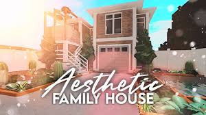 Today i built an aesthetic summer vacation home!!𝐜𝐫𝐞𝐝𝐢𝐭𝐬. Bloxburg Aesthetic Family House Youtube
