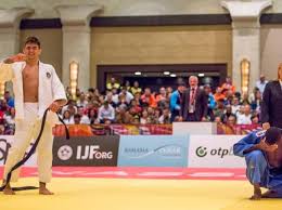 He is a gold medalist at both the mediterranean games and the european judo championships. Manuel Lombardo Dall Akiyama Al Tetto Del Mondo Corriere It