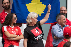 Xherdan shaqiri news, gossip, photos of xherdan shaqiri, biography, xherdan shaqiri girlfriend list xherdan shaqiri is a 29 year old swiss footballer born on 10th october, 1991 in gjilan, kosovo. Granit Xhaka Uns Kann Niemand Etwas Vorwerfen Tageswoche