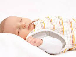 Eine andere gefahr ist, dass sich dein baby auf. Decke Oder Schlafsack Furs Baby Vor Und Nachteile