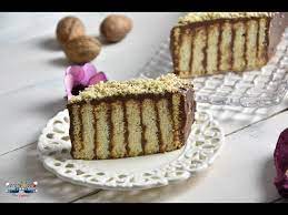 Buna ziua, va prezint o reteta rapida prajitura cu biscuiti si ciocolata in care am folosit lapte condensat,o sa vedeti ca ii da o nota in plus de gust si savoare.se face usor si sper sa va placa.am fost rugata de multi dintre dvs. Prajitura Rapida Fara Coacere Cu Biscuiti Si Crema De Ciocolata Si Mascarpone I Reteta Video Youtube