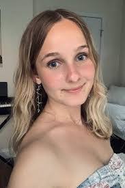 Susanna Olson's Instagram, Twitter & Facebook