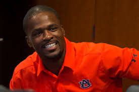 Arkansas looks to hire DC with SEC experience