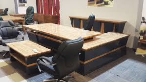 Ofis Tasarimi Ofis Masasi Tasarimi Deri Patron Masasi Tasarimi Kisiye Ozel Tasarimlar Novofis Furniture Ofis Moderntasa Mobilya Tasarim Furniture