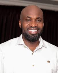 Aaron Amponsah Gyimah (@AaronAmponsah_)