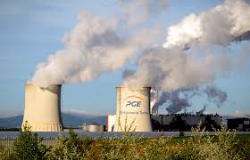 Elektrownia turów to trzecia co do wielkości w polsce elektrownia cieplna, kondensacyjna, blokowa z międzystopniowym przegrzewem pary i zamkniętym układem wody chłodzącej. Turow Czyli Czeski Film Polityka Pl